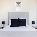 Josefa By Urbanistas Apartments By Blueground